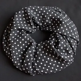 Black scarf with white dots (9204)