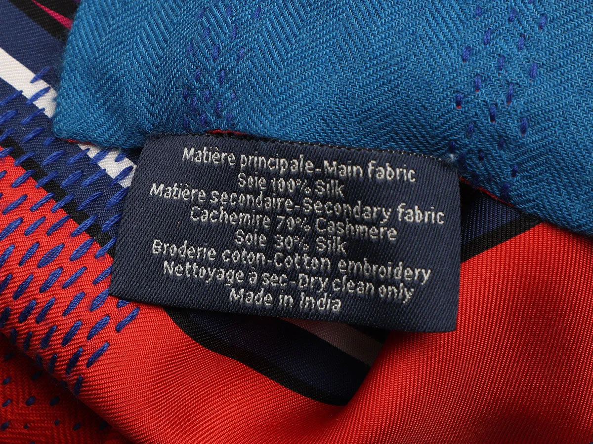 Hermès Exceptional Kantha Double Sens Eperon D’Or and Quadrige Silk Shawl 140cm